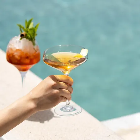 Aeifos Boutique 5* Imerovigli (Santorini)
